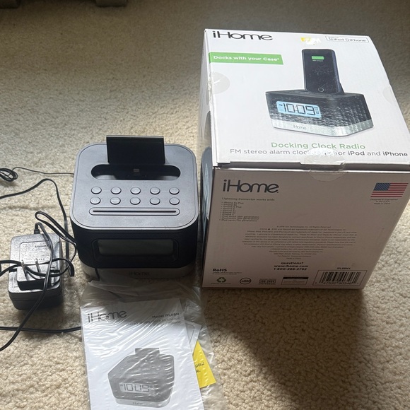 iHome iPL8BN Black Docking Clock Radio with FM Stereo - Picture 1 of 6